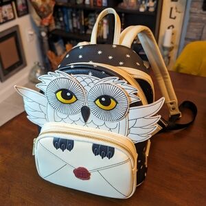 Loungefly Hedwig Backpack